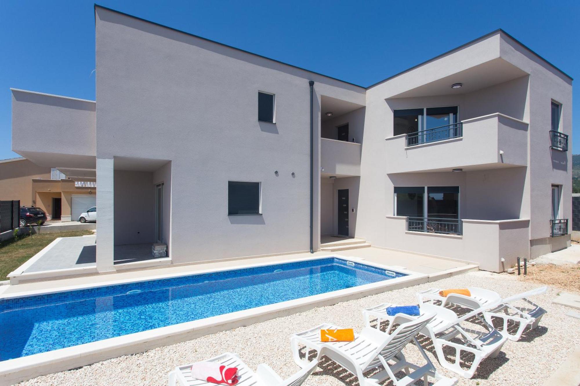 Appartement Modern With Swimming Pool Kaštela